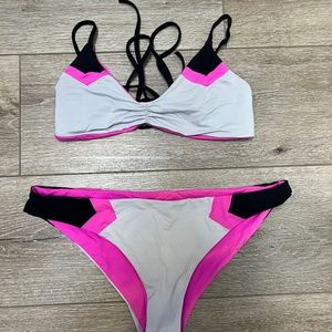 L space bikini